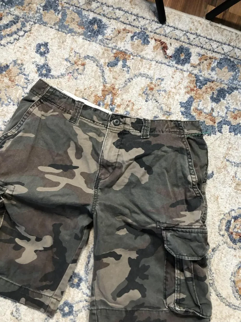 Old Navy Cargo Shorts Mens 31 Camo Canvas Pockets Outdoor Casual Army Utility